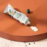 The Body Shop Krém na ruce s mandlovým mlékem - Almond Milk Hand Cream (30 ml)