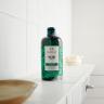 The Body Shop Tea Tree Purifying & Balancing Shampoo (400 ml)